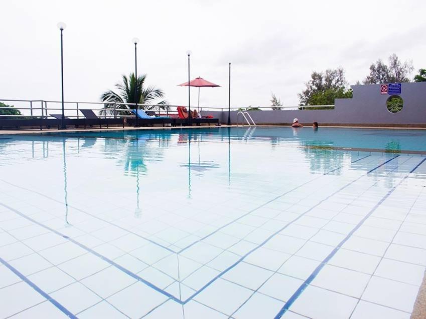Hua Hin Takiab On The Beach Paradise Properties Екстер'єр фото